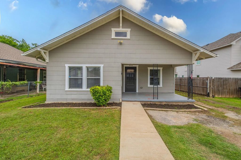 2714 26th Street, Fort Worth