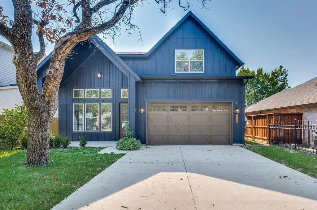2130 Roanoke Avenue, Dallas