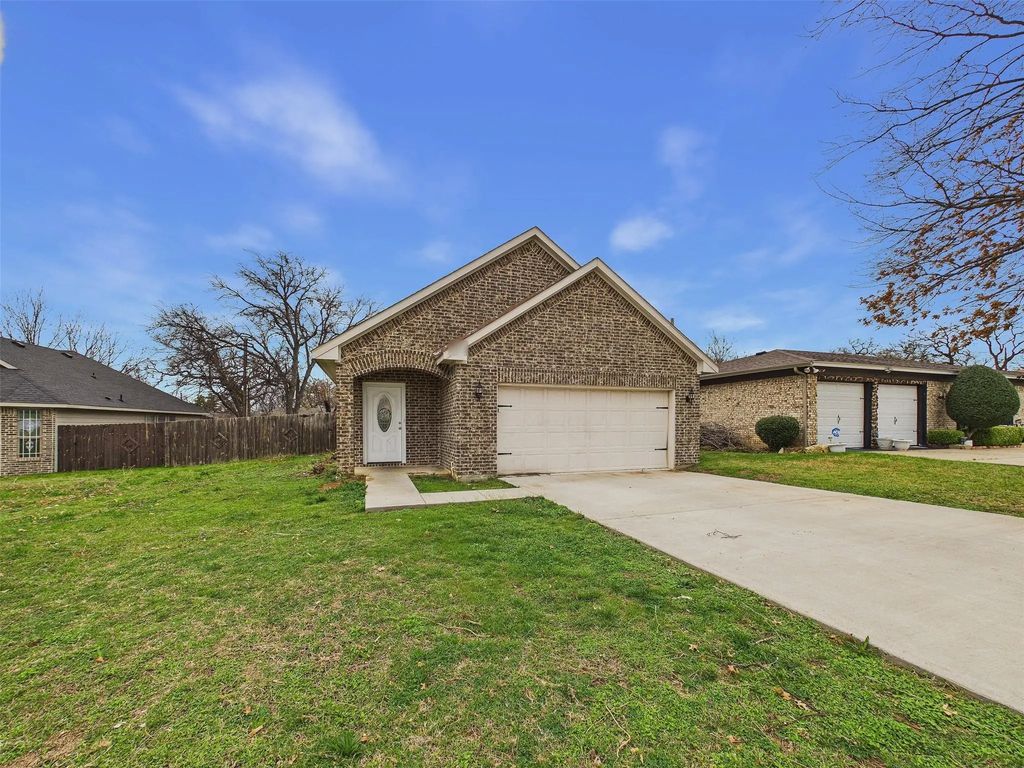4405 Chickasaw Avenue, Fort Worth