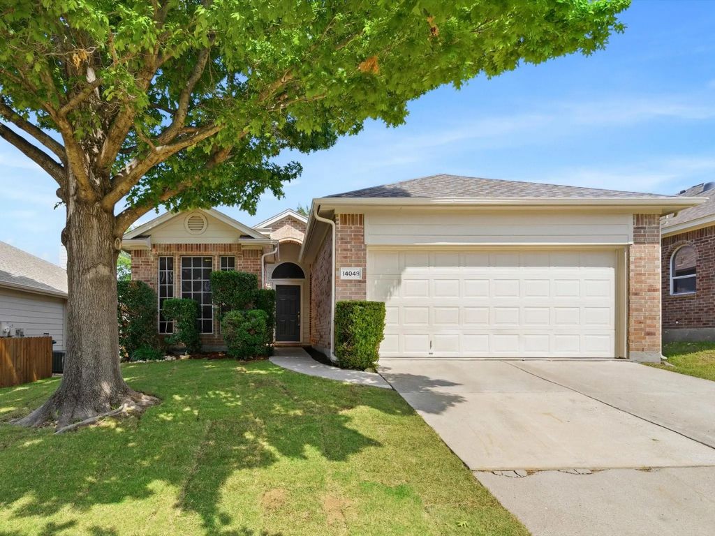 14048 Esperanza Drive, Fort Worth