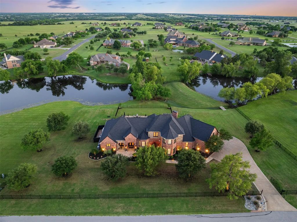 4750 Lake Drive, Celina