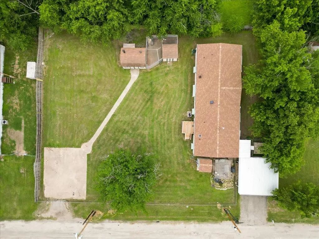 811 Sw 21st Street, Mineral Wells
