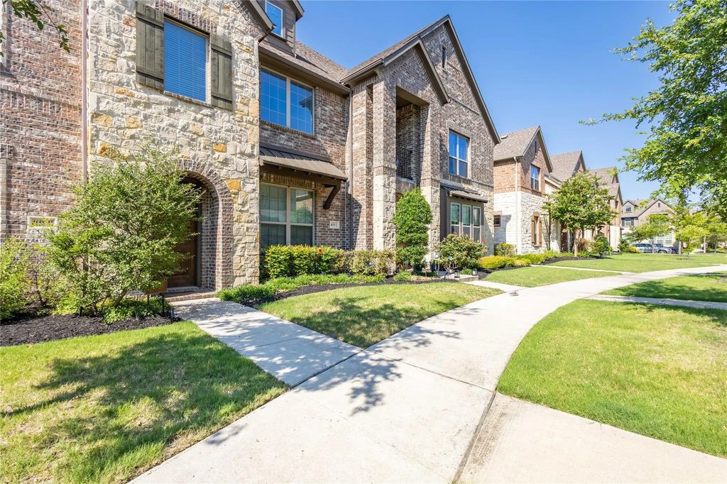 4658h Rhett Lane, Carrollton