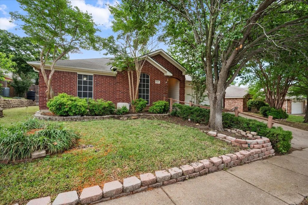 5605 Lasso Road, Arlington