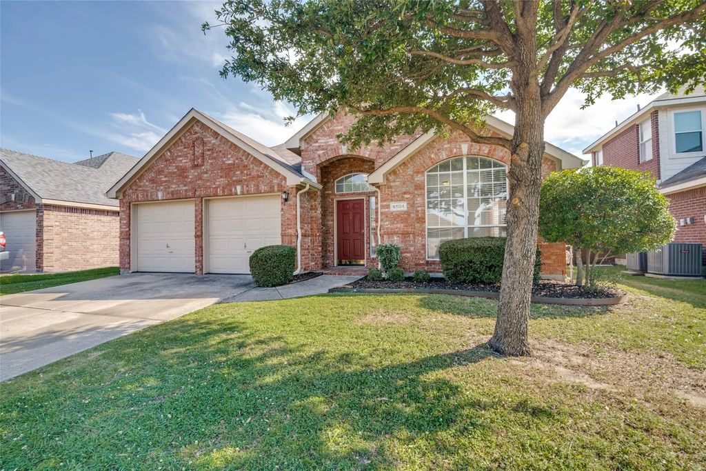 6504 Hillview Lane, Sachse