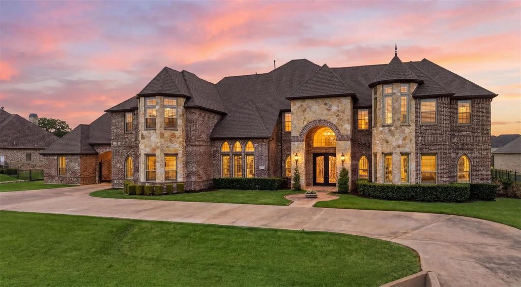 715 Simmons Road, Double Oak