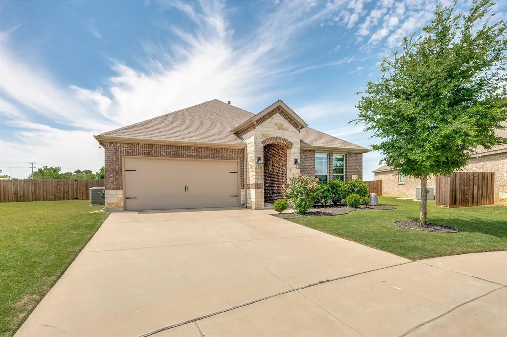 11316 Bullion Way, Aubrey