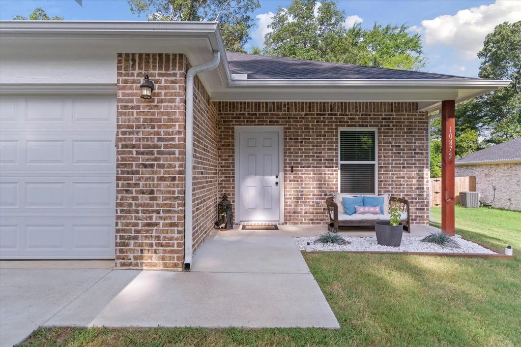 10875 Browning Street, Brownsboro