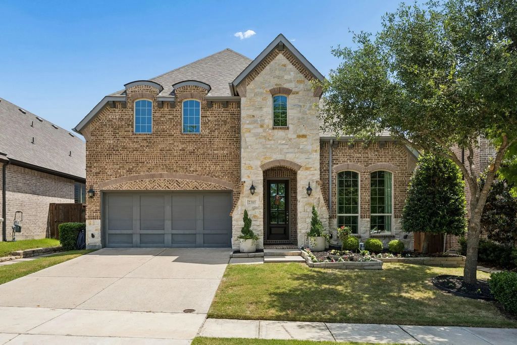 2305 Leslie Lane, McKinney