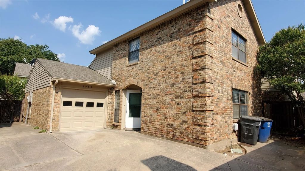 2943 Harbinger Lane, Dallas