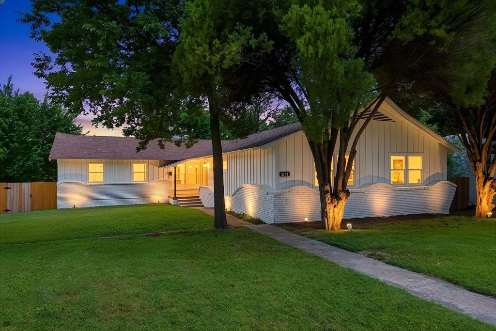 5751 Trio Lane, Dallas