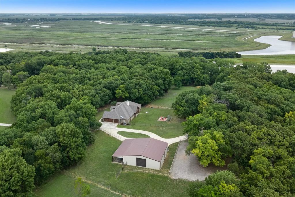 247 River Bend Trail, Combine