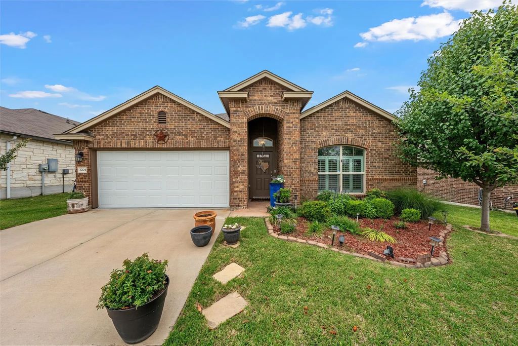 3204 Beutel Road, Waco