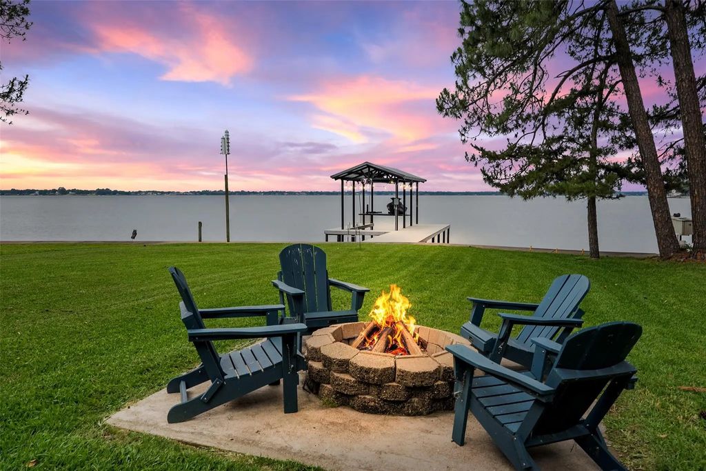 168 Scenic Drive, Mabank