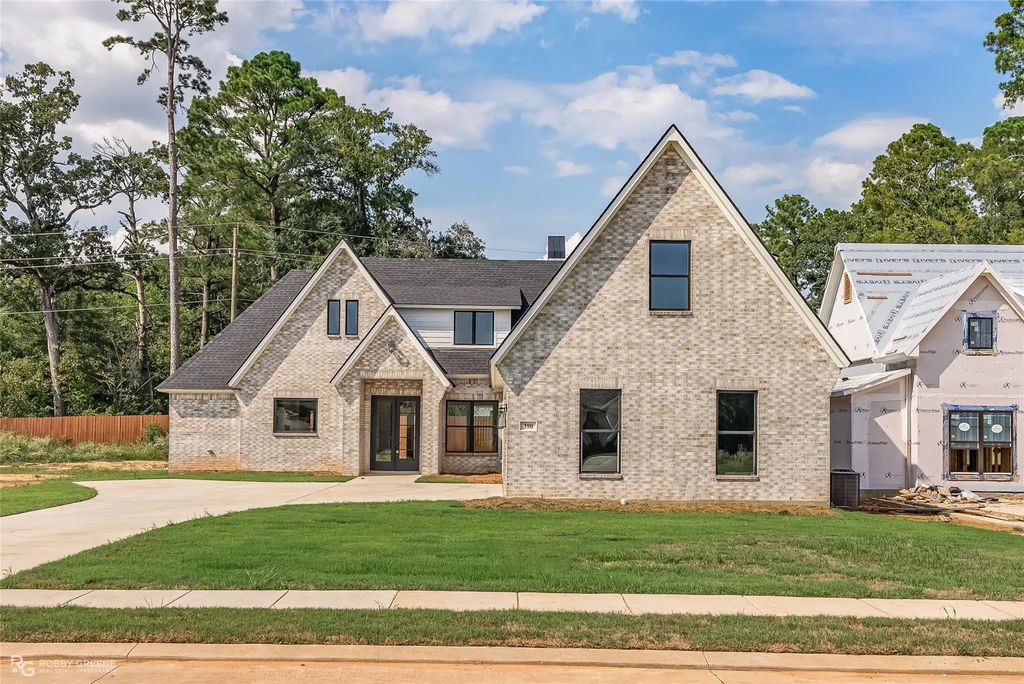 390 Newburn Lane, Shreveport