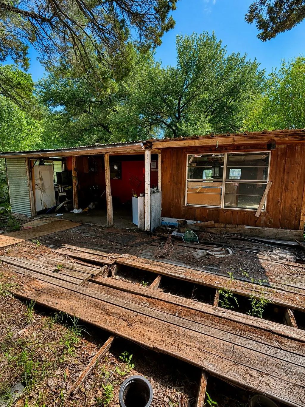 180 Canyon Drive, Whitney