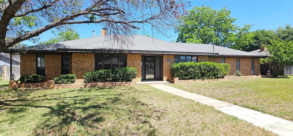 2550 Meadow Lake Drive, Abilene