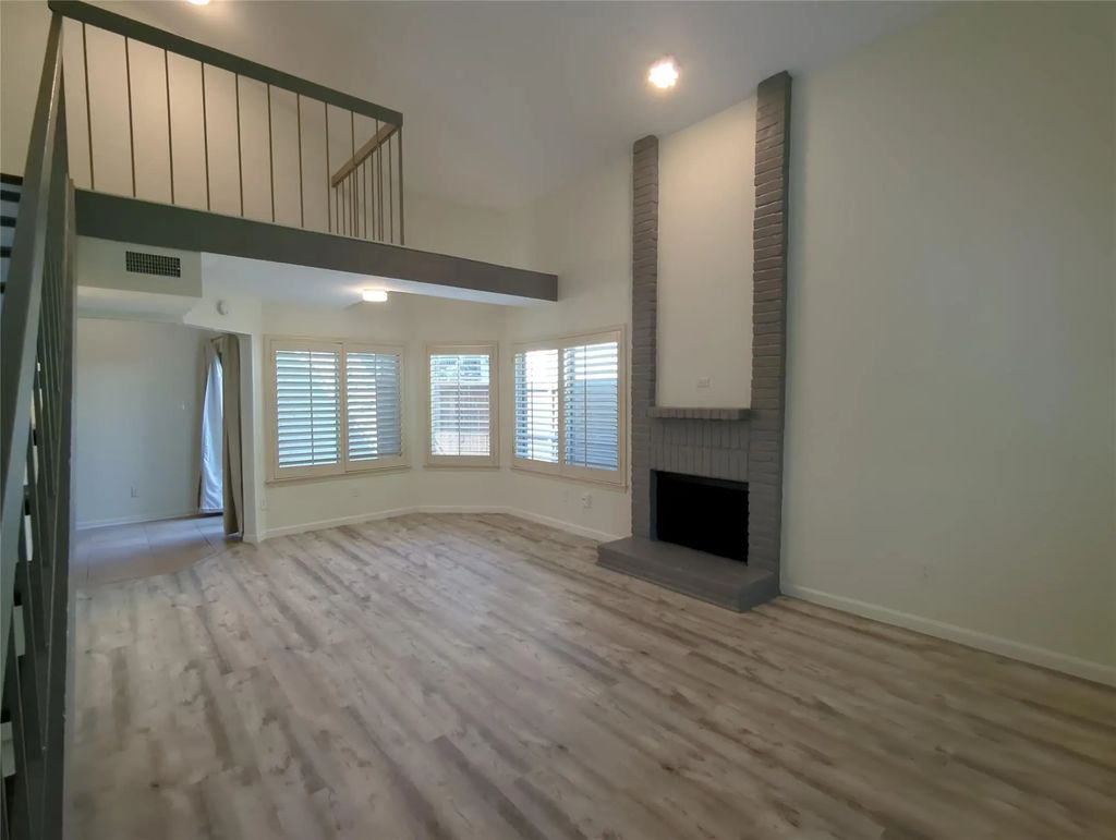 14151 Montfort Drive 305, Dallas