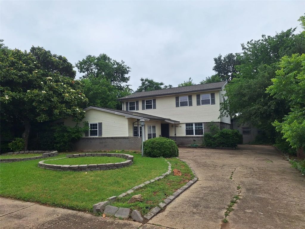 8430 Birchcroft Drive, Dallas