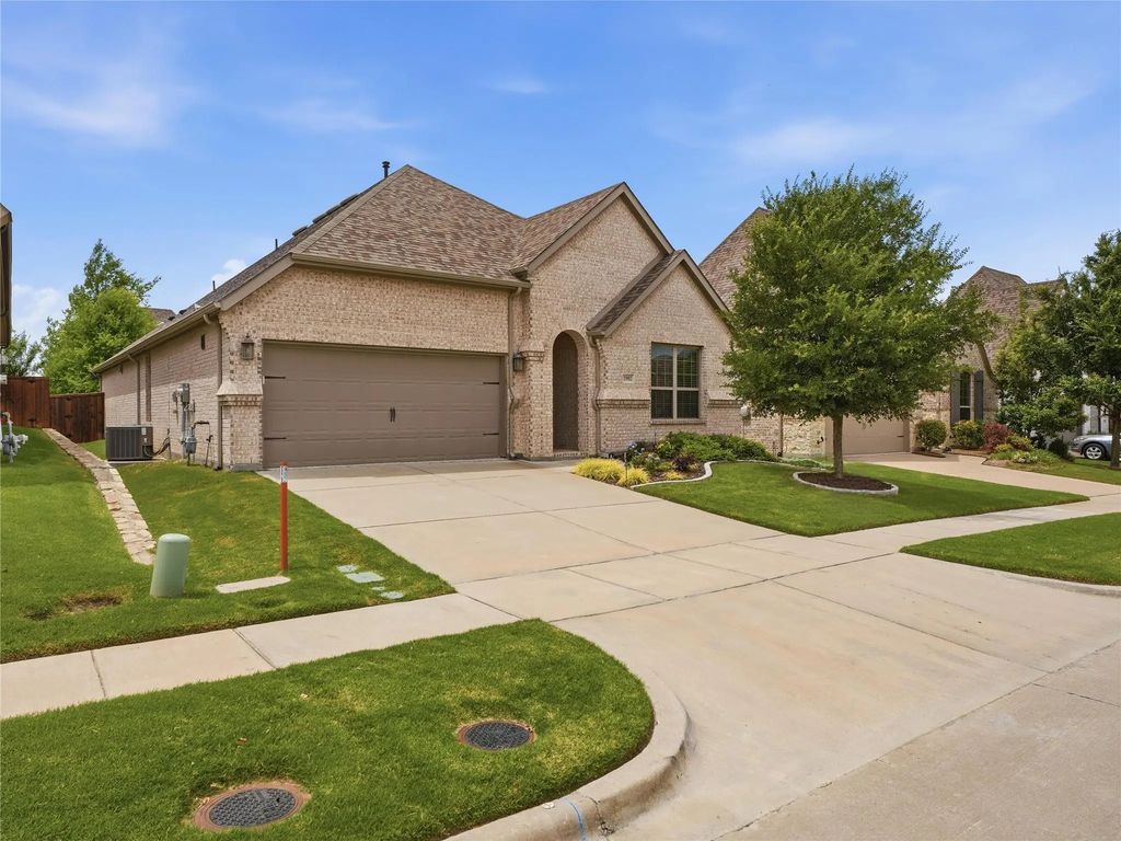 3905 Ironbark Way, McKinney