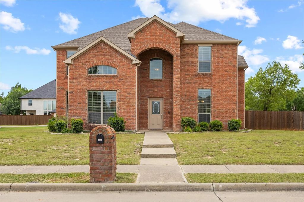 779 River Rock Lane, Rockwall
