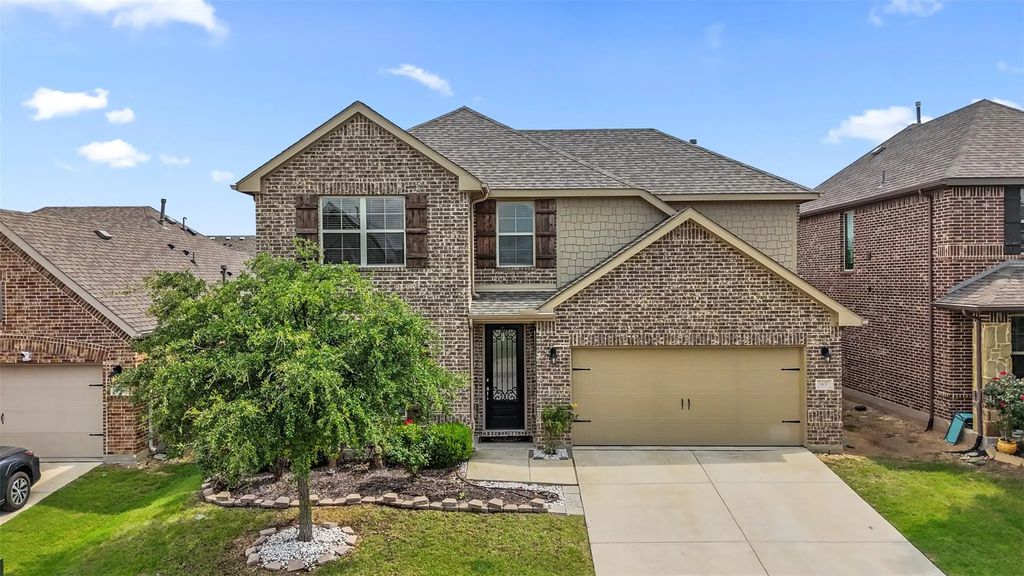 1437 Tanglewood Trail, Northlake