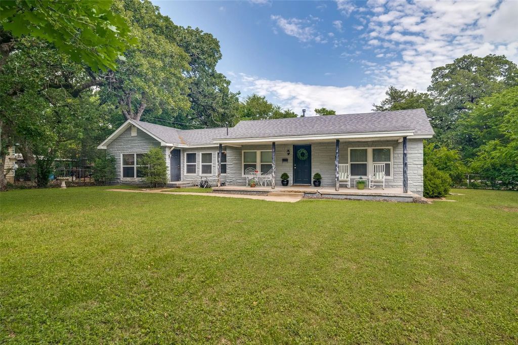 1026 S Sam Houston Road, Mesquite