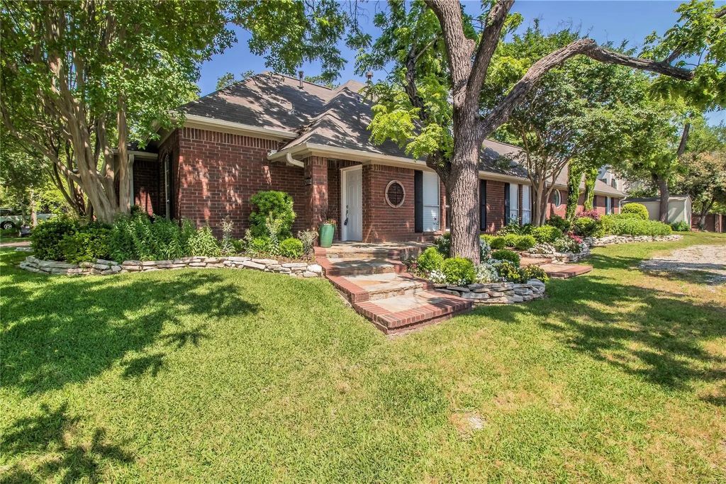 7902 Nimrod Trail, Dallas
