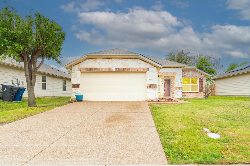 1906 Castaway Drive, Dallas