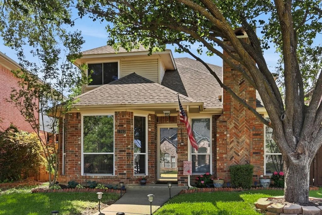 1740 Creekbend Drive, Lewisville