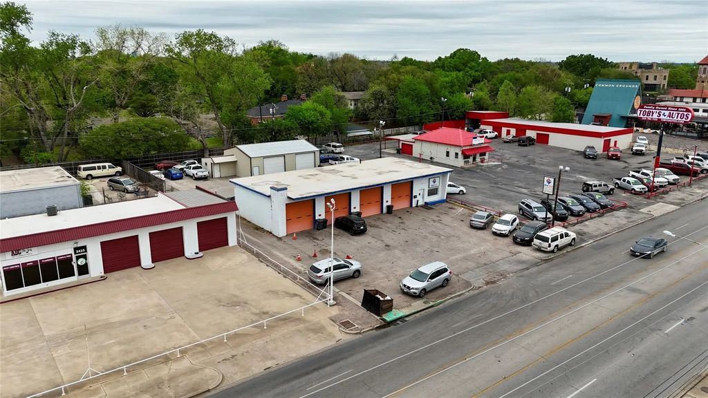 3421 Franklin Avenue, Waco
