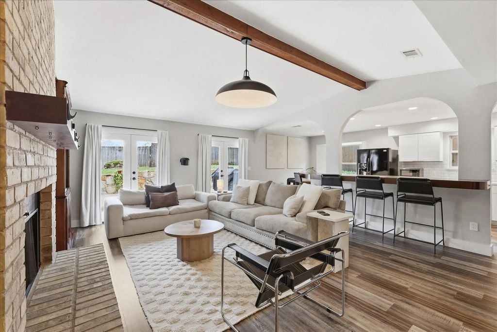 411 Lake Vista E, Highland Village