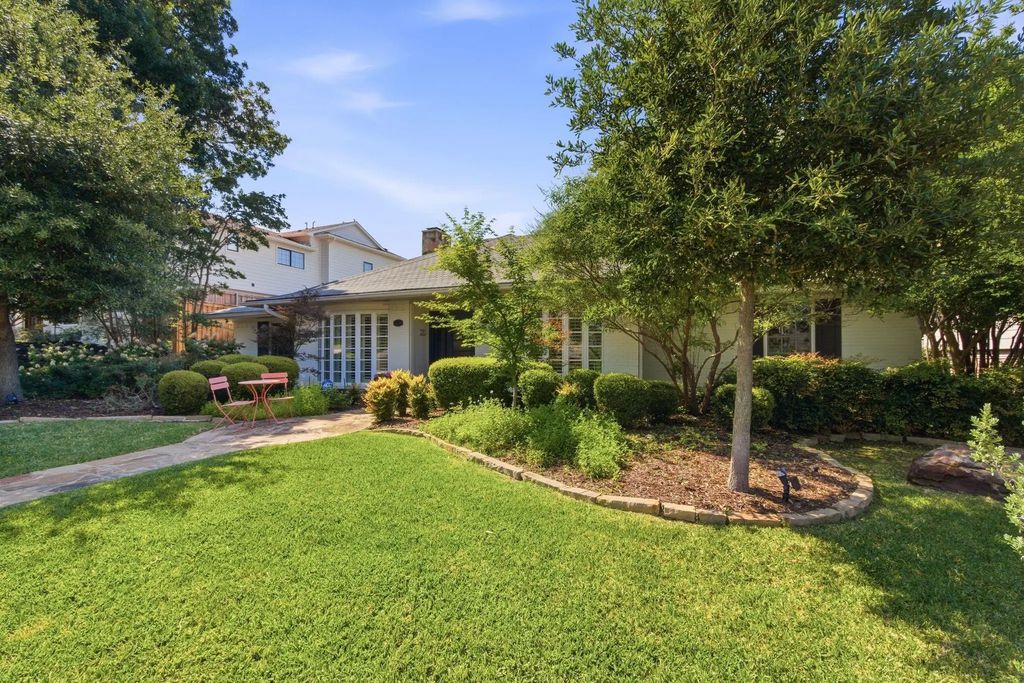 209 Fall Creek Drive, Richardson