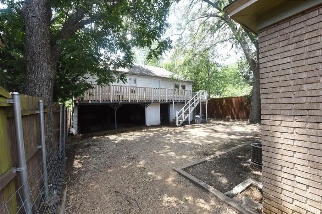 5842 Prospect Avenue, Dallas