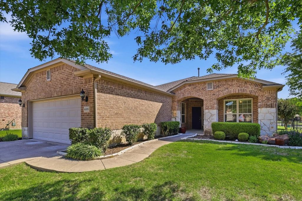 6008 Eagle Point Lane, Frisco