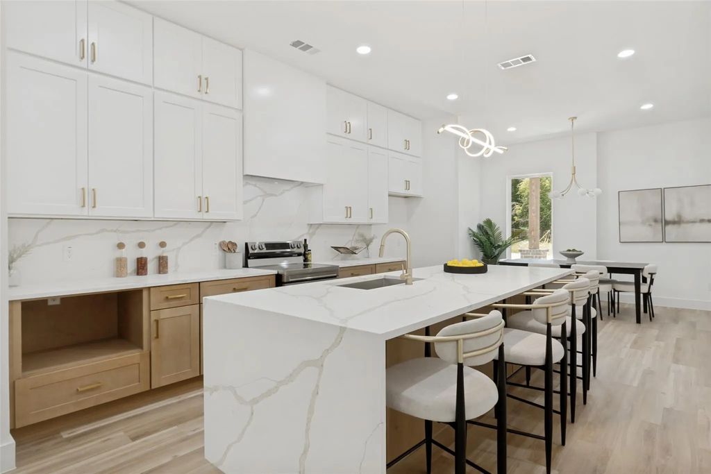 6306 Tracy Road, Dallas