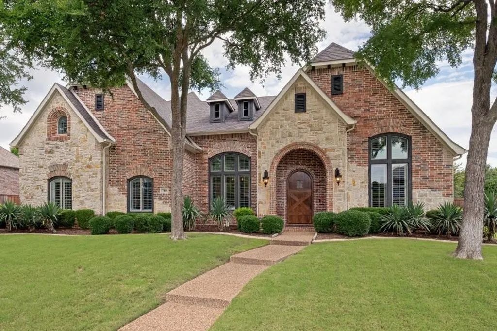 7406 Waterfall Drive, McKinney