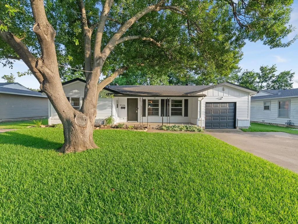 5320 Palmer Drive, Haltom City