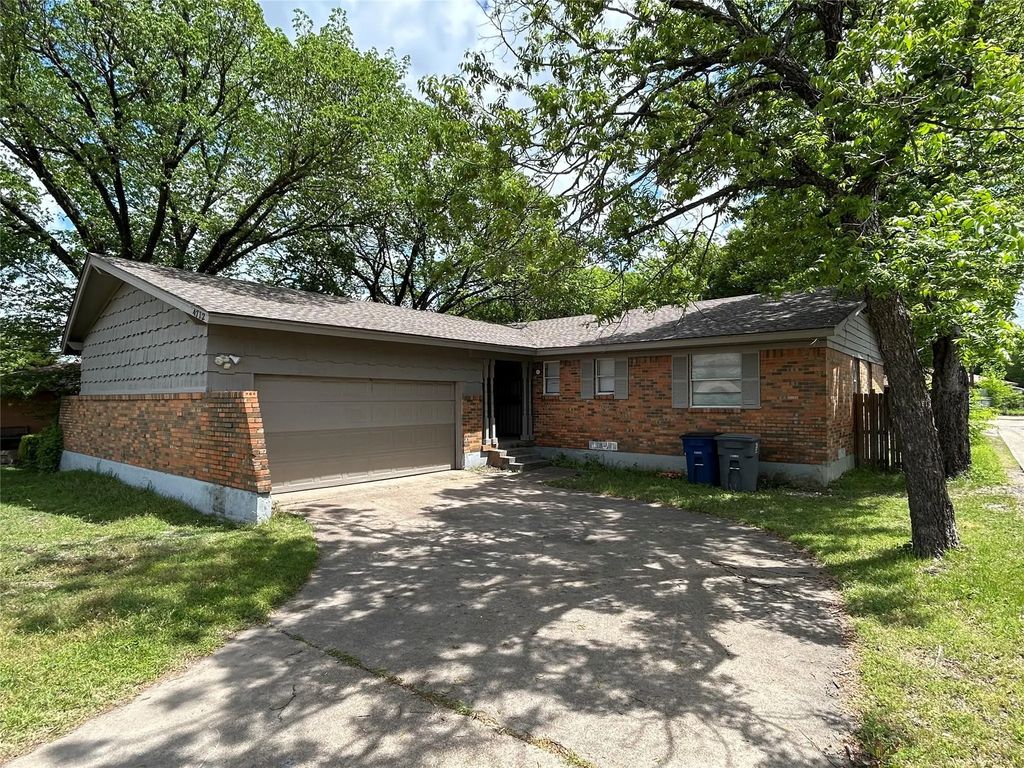 4712 Mark Trail Way, Dallas