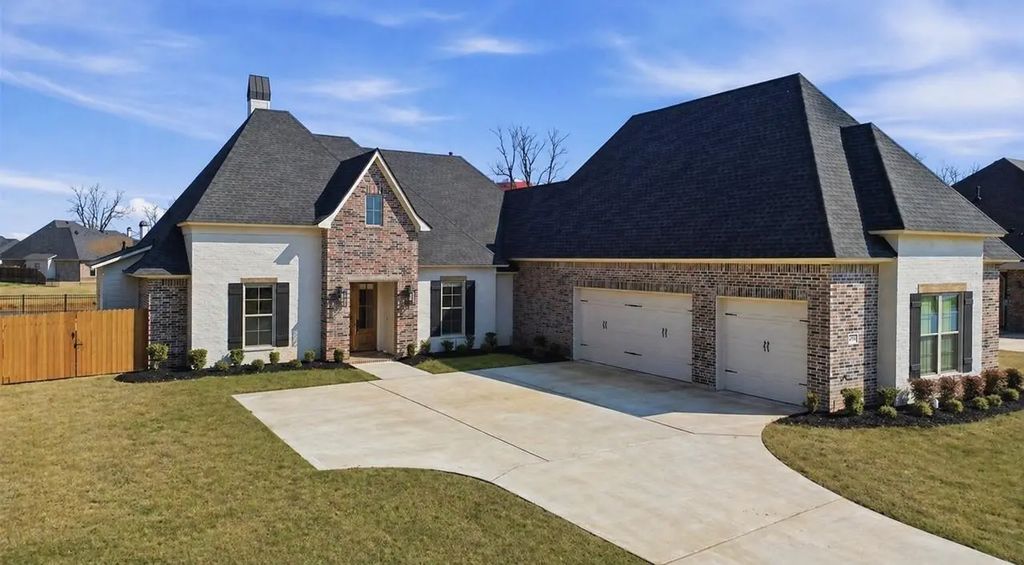 268 Cullom Drive, Bossier City