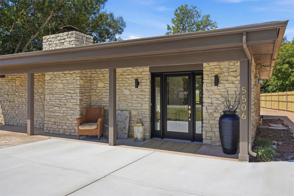 5506 Cortez Drive, De Cordova