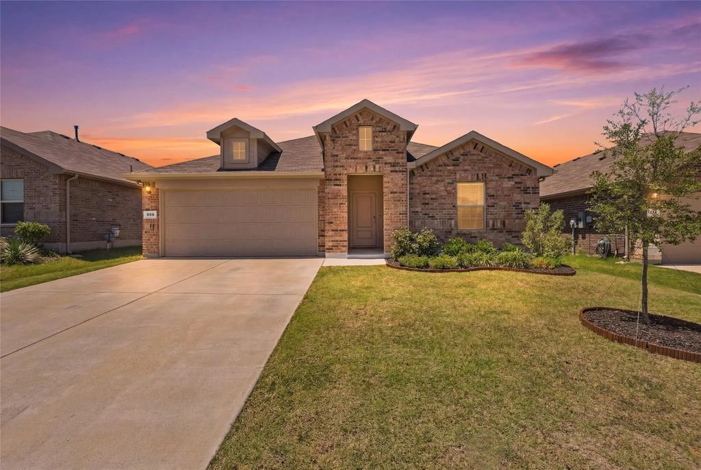 509 Derby Lane, Springtown
