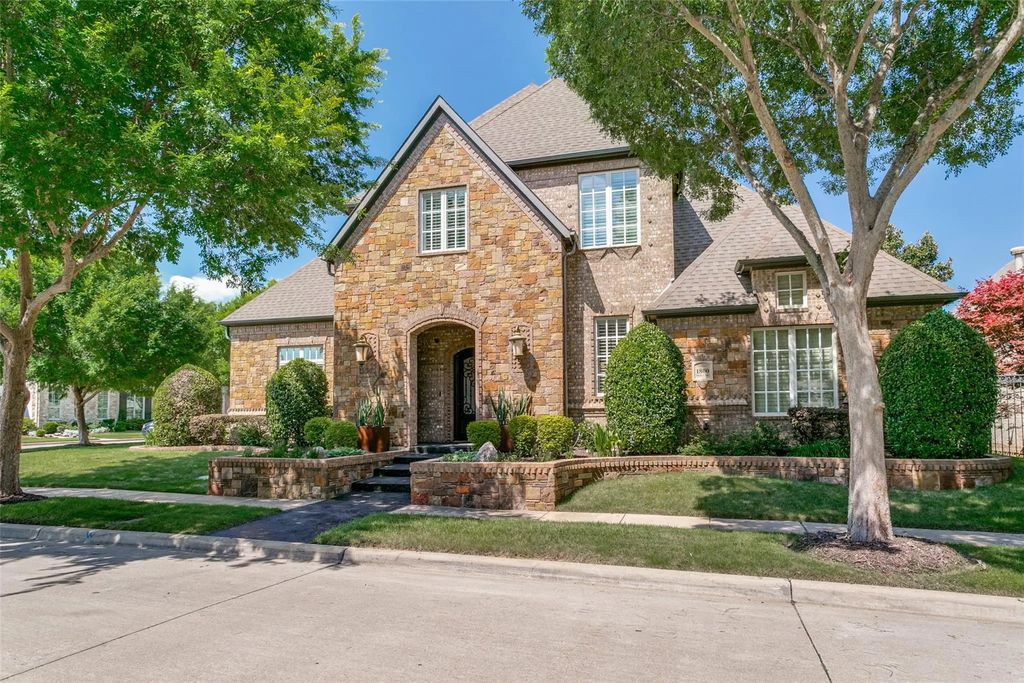 1800 Monet Drive, Southlake