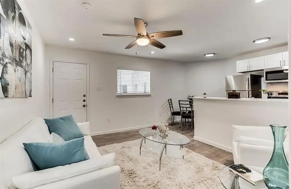 4919 San Jacinto Street 102, Dallas