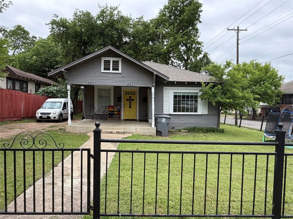 801 Wayne Street, Dallas