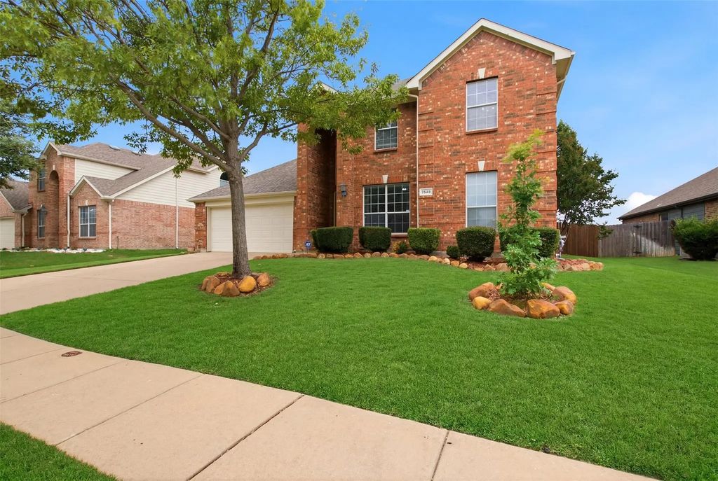 4409 Meadow Knoll Lane, Mansfield