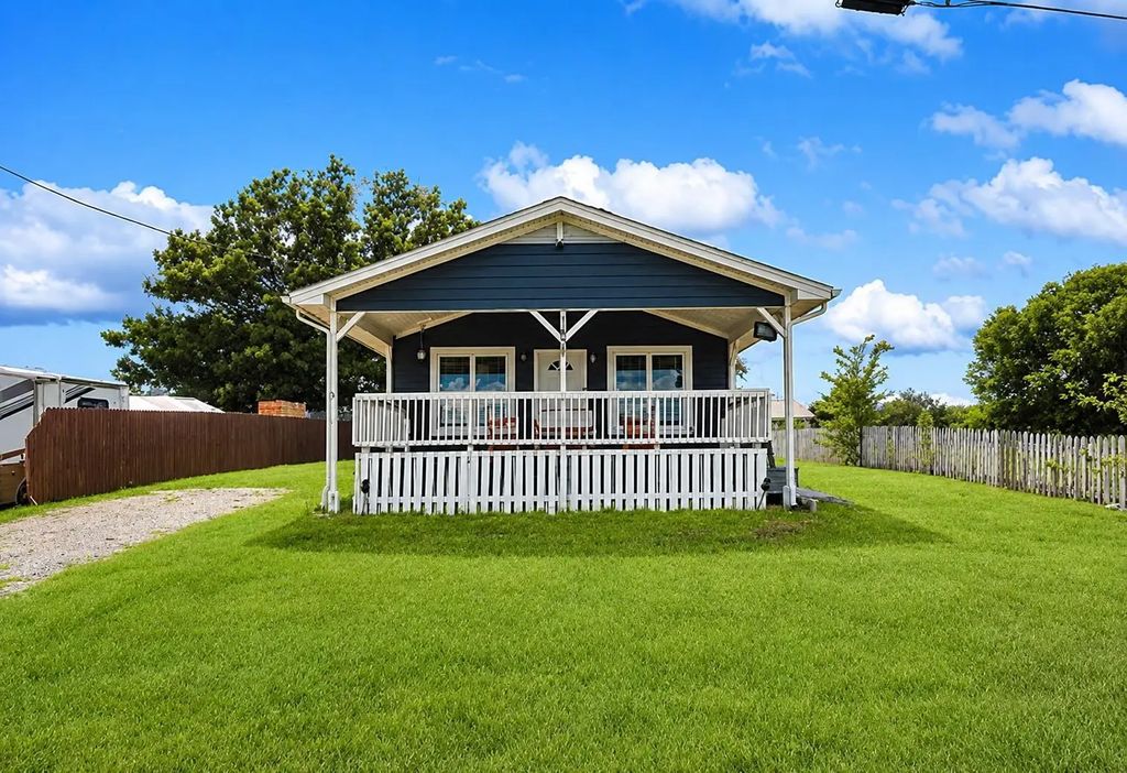 11632 County Road 1083, Princeton