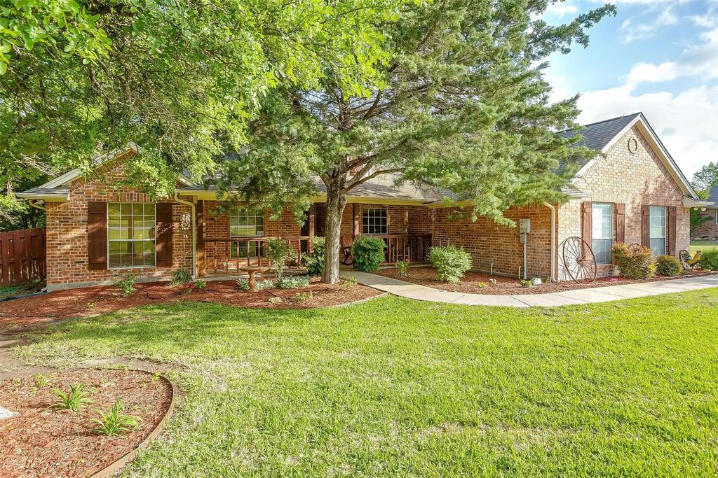 6409 Feather Wind Way, Fort Worth