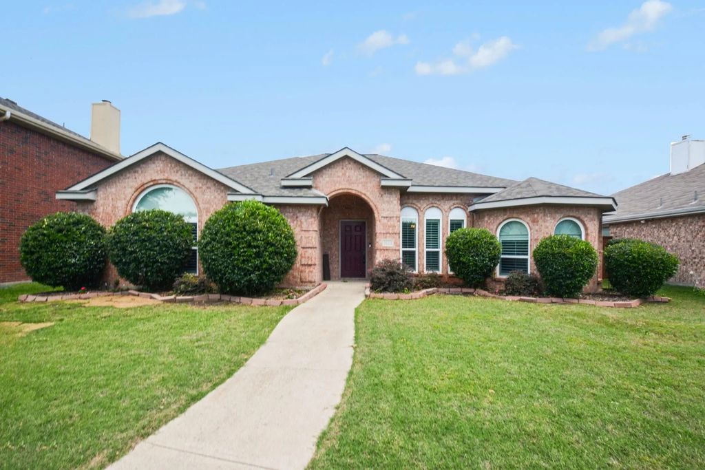 1523 Balboa Lane, Allen