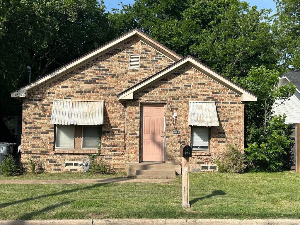807 Garrison Street, Waco